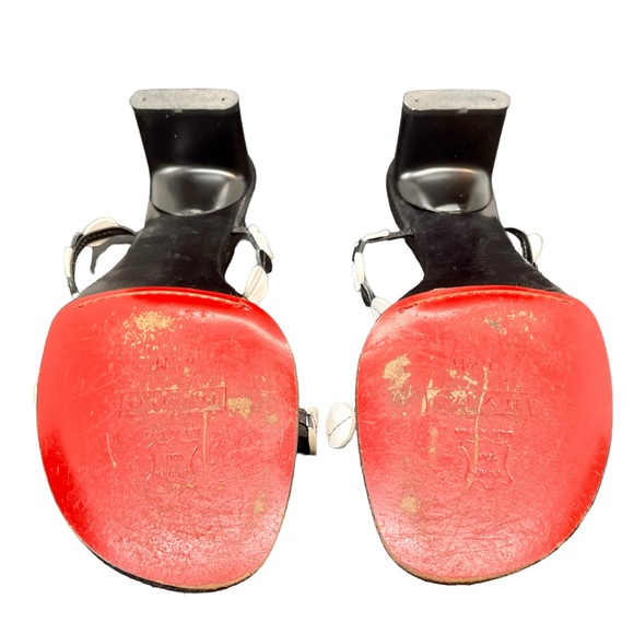 Hype Black & White Heeled Strappy Sandals Circle Straps 2" Cuban Heels Size 6.5 - Picture 10 of 11